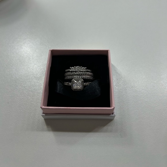 Pandora Rings size 5 - Picture 2 of 3